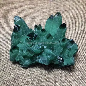 Kristal Mineral Penyembuhan Mineral, Tongkat Titik Kuarsa Kerangka Kristal Hijau Alami