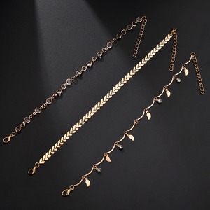 Chaîne de cheville dorée pour <span class=keywords><strong>femme</strong></span>, multi-couches, pour l'été, la plage, <span class=keywords><strong>bijoux</strong></span> de mode pour sandales pieds nus - Product Image 4