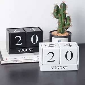 Plaque Wooden Perpetual Desk Calendar Changeable Calendar Plaque Blocks Wooden Calendar