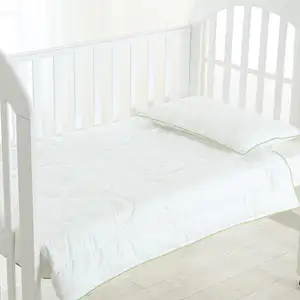 Ensemble de literie matelassé 100% coton avec oreiller pour bébé
