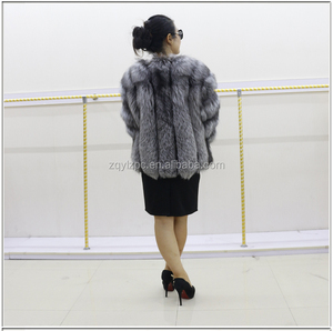 Manteau en fourrure de fourrure en argent véritable / Veste en fourreau en argent naturel de style russe - Product Image 3