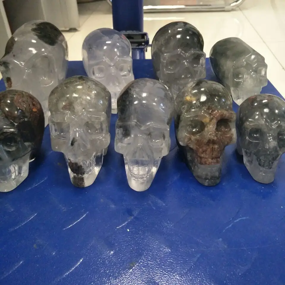 Toptan farklı boyut gerçekçi oyma hayalet hayalet kuvars kristal kafatası cadılar bayramı hediye