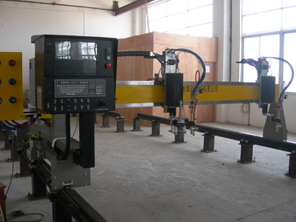 Cnc Flame Cutting Machine/Plasma Cutting Machine