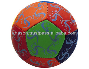 BALLON DE SOCCER EN CUIR PU/PVC DE HAUTE QUALITÉ AVEC LOGO PERSONNALISÉ Ballons de FOOT DIRECTS D'USINE PAS CHER ENTRAÎNEMENT SPORTIF ACHAT PROMOTIONNEL EN LIGNE - Product Image 3