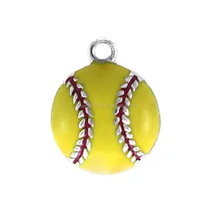 Softball mom softbol jugadores regalo al por mayor esmalte amarillo softbol encantos y colgante