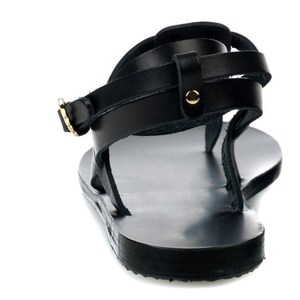 Nouvelle tendance estivale, mode décontractée, vente en gros de sandales plates à lanières noires avec logo personnalisé pour femmes, chaussures - Product Image 4
