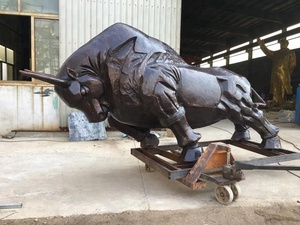 Escultura de Toro Decorativa Abstracta para Jardín, para Exteriores - Product Image 2
