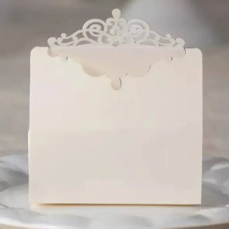 Kotak Potongan Laser Kertas Hadiah Permen Kemasan Coklat Kesukaan Ulang Tahun Pernikahan