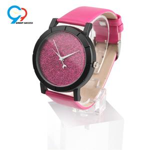 <span class=keywords><strong>Orologio</strong></span> da Polso da <span class=keywords><strong>Donna</strong></span> con Quadrante <span class=keywords><strong>Rosa</strong></span> Brillante, Cassa in Lega Nera e Cinturino in Pelle, <span class=keywords><strong>Orologio</strong></span> Analogico al Quarzo Promozionale per Natale - Product Image 2