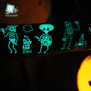 Nuovo incandescente il viso scuro del fumetto adesivo del tatuaggio del giorno del cranio morto tatuaggio temporaneo per le decorazioni di Halloween adesivi - Product Image 1