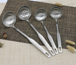الحديثة شنقا إناء مجموعة المعادن الأرز سكوب مغرفة حساء المطبخ مقشدة - Product Image 4