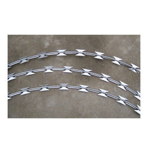 Alambre <span class=keywords><strong>de</strong></span> Púas <span class=keywords><strong>Concertina</strong></span> a <span class=keywords><strong>Precio</strong></span> Moderado, <span class=keywords><strong>Precio</strong></span> <span class=keywords><strong>por</strong></span> <span class=keywords><strong>Metro</strong></span> - Product Image 3