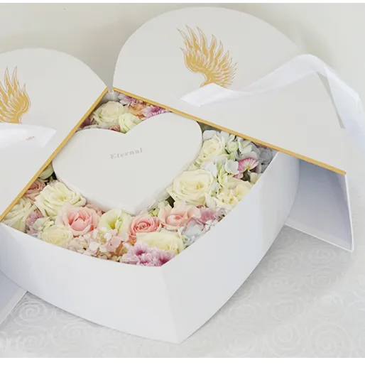 Lüks özel logo baskılı hediye karton bebek ambalaj kalp şekli kutusu
