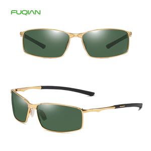 A559 occhiali <span class=keywords><strong>da</strong></span> <span class=keywords><strong>sole</strong></span> polarizzati <span class=keywords><strong>da</strong></span> uomo con <span class=keywords><strong>lenti</strong></span> rettangolari in metallo grigio argento dorato realizzate in materiale Tac occhiali <span class=keywords><strong>da</strong></span> <span class=keywords><strong>sole</strong></span> per uomo - Product Image 3