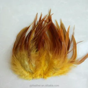 Venta al por mayor barato amarillo cadena Gallo sillín plumas Gallo plumas pollo pluma para carnaval disfraz Samba