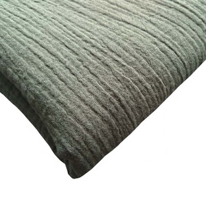 <span class=keywords><strong>Double</strong></span> couche coton plissé <span class=keywords><strong>gaze</strong></span> mousseline tissu pour vêtement bébé - Product Image 1