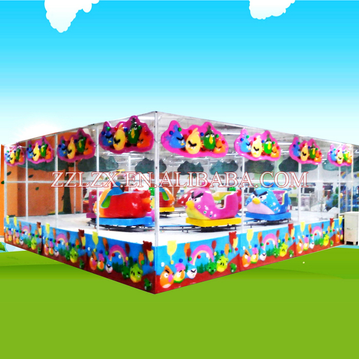 pulvérisation manèges boule de Fête foraine intérieur d'attractions pour les enfants