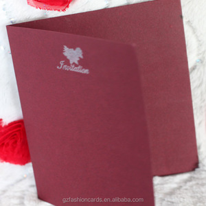 Productos únicos, gran oferta, estampado en relieve y papel de aluminio, texto personalizado y patrones, invitación de boda de lujo, Tarjeta roja - Product Image 5