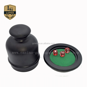 Hotsale Casino Sic Bo Holz würfel Shaker Gambling Dice Cup mit Plastik würfeln