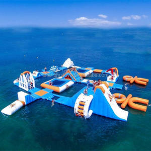 Parco Acquatico Gonfiabile Gigante Commerciale Galleggiante per Adulti su Mare e Lago - Product Image 2