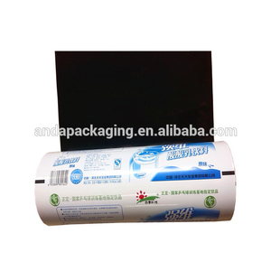 Rotolo di <span class=keywords><strong>Film</strong></span> Plastico Co-estruso a 5 Strati PE EVOH, <span class=keywords><strong>Film</strong></span> Fresco <span class=keywords><strong>Bianco</strong></span> <span class=keywords><strong>e</strong></span> <span class=keywords><strong>Nero</strong></span> per Confezionamento del Latte - Product Image 6