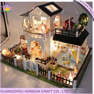 Modèle de maison de jardin avec lumière et meubles de simulation, maison de poupée miniature à faire soi-même, design de maison mignon - Product Image 3