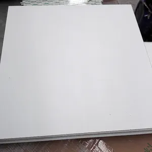 595*595mm toptan fiyat PVC kaplı alçı tavan paneli dekorasyon malzemeleri için