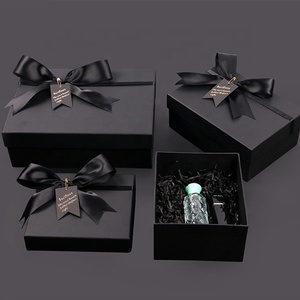 De Lujo al por mayor logotipo personalizado impreso 2 piezas de cartón rígido <span class=keywords><strong>duro</strong></span> de la caja de regalo de boda de papel de embalaje de papel de lujo <span class=keywords><strong>perfume</strong></span> caja de regalo - Product Image 2