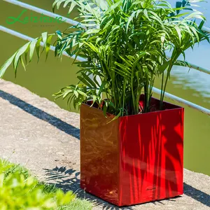 Leizisure Wholesale Outdoor Gardening landscaping Plastic Luxury Fiberglass Cube Square Modular Self Watering Planter Box