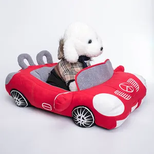 Nieuwe Aankomst Auto Vorm Pet Supply Comfort Gewatteerde Spons Hond Bed