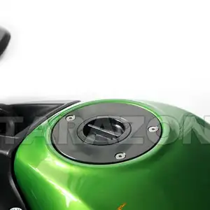 أجزاء محرك الدراجة النارية حسب الطلب بدون مفتاح خزان وقود دراجة نارية الغاز كاب لكاواساكي ER6N