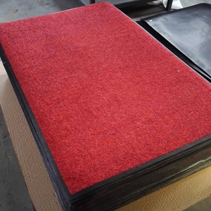 Keset Lantai Karpet Merah Kustom Bagus untuk Hotel, Kantor, Rumah - Product Image 3