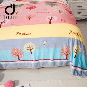 Vente chaude Shaoxing textile pom pom bébé confort couverture - Product Image 1