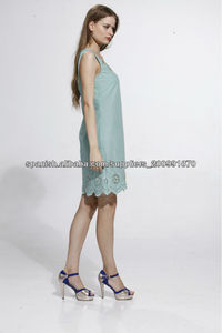 <span class=keywords><strong>vestido</strong></span> <span class=keywords><strong>de</strong></span> color claro con bordados y perlas - Product Image 3