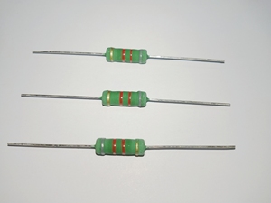 La plage de valeur de résistance est de 1 R ~ 200 k Série de films d'oxyde métallique MO <span class=keywords><strong>8K2</strong></span> - Product Image 4