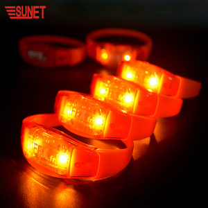Sunjet 黄色ピンクのライトアップ led ブレスレットサウンド活性ブレスレット - Product Image 5