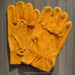 Brown leather cowhide leather <span class=keywords><strong>color</strong></span> match's Working gloves Safety with full cotton lining - Product Image 1