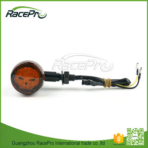 Lumière crânienne Indicateurs de signalisation de moto Feux clignotants pour <span class=keywords><strong>Harley</strong></span> Dyna Cafe <span class=keywords><strong>Racer</strong></span> - Product Image 3