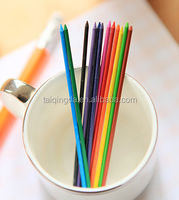 Fournisseur de mines de crayon en polymère haute qualité de 0,5-0,7-0,9 mm, 12 couleurs, certifiées EN71, dans un ensemble de papeterie pour enfants