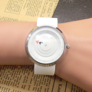 Thiết Kế Độc Đáo Đơn Giản Quay Số Silicone Cổ Tay Đồng Hồ Thời Trang Giản Dị Analog Đồng Hồ Không Thấm Nước Thể Thao Phụ Nữ Người Đàn Ông Thạch Anh Đồng Hồ - Product Image 5