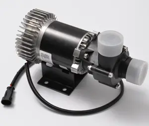 Di alta qualità 24 volt pompa dell'acqua automobile new energy veicoli pompa acqua di raffreddamento pompa di circolazione