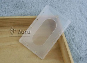 Porte-cartes en plastique dur en stock prêt coloré pour badges d'identité et accessoires de cartes de crédit - Product Image 3