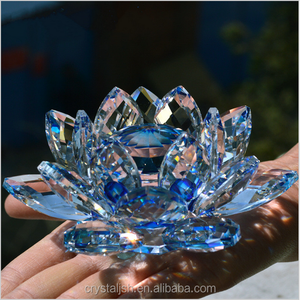 Fiore di Loto in Cristallo di Quarzo Blu <span class=keywords><strong>Pietre</strong></span> Naturali <span class=keywords><strong>e</strong></span> <span class=keywords><strong>Minerali</strong></span> Cristalli Feng Shui Fiori per Casa <span class=keywords><strong>e</strong></span> Souvenir di Nozze - Product Image 2