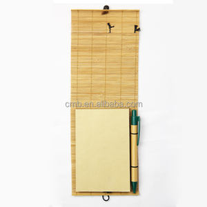 Couverture en bambou de haute qualité, petite note écologique avec stylo à bille - Product Image 4