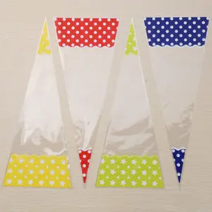 สามเหลี่ยมโปร่งใสรูปรักษาของขวัญขนมคุกกี้กระดาษแก้วถุงกรวยข้าวโพดคั่ว