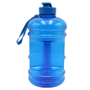 Nueva patente 2.2L botella <span class=keywords><strong>de</strong></span> agua, agua 2.2L jur con correa, 2.2L botella <span class=keywords><strong>de</strong></span> agua <span class=keywords><strong>de</strong></span> plástico - Product Image 4
