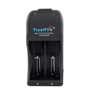 Trustfire <span class=keywords><strong>TR</strong></span>-006 מטען 1A חשמלי רכב li יון מטען - Product Image 1