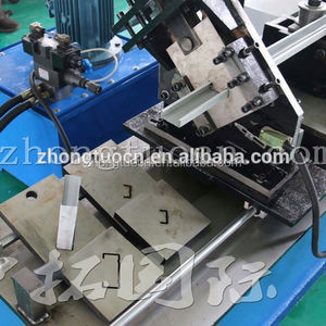 Suministro de alta calidad <span class=keywords><strong>uva</strong></span> juego frío prensa C correa de acero en forma de C rollo canal que forma la máquina - Product Image 3