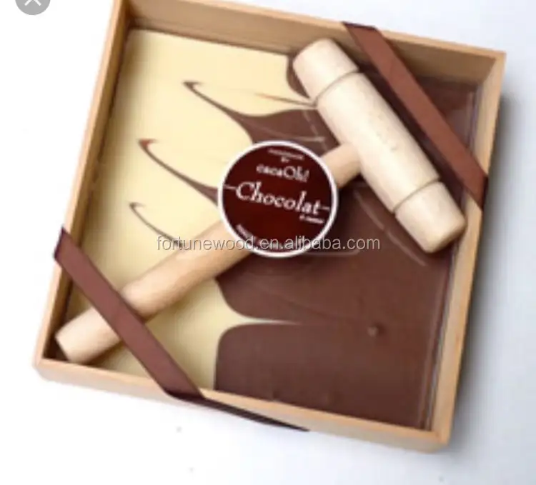 Kerst verpakking chocolade houten doos met hamer