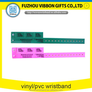 Personnalisé vinyle bracelets avec étiquettes <span class=keywords><strong>d</strong></span>'<span class=keywords><strong>identification</strong></span> made in China - Product Image 3